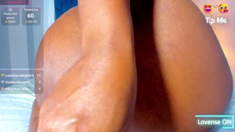 Snapshot of sweetebony_69 chatting on 6, 2, 2025 Mia online show from 6, 2, 2025