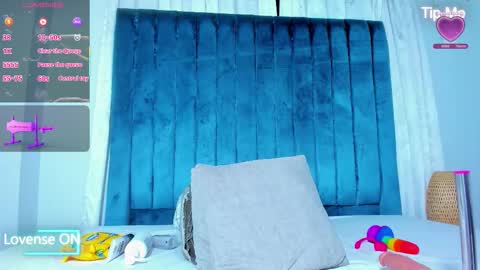 Snapshot of sweetebony_69 chatting on 8, 10, 2025 Mia online show from 8, 10, 2025