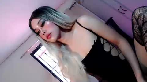 sweetest_bunny online show from 9, 6, 2026
