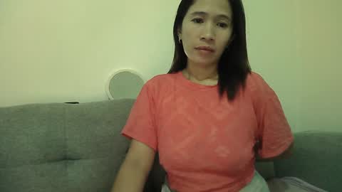 Snapshot of sweetfilipinawet chatting on 5, 12, 2024 Stacy online show from 5, 12, 2024