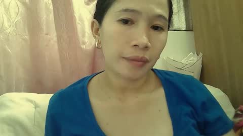 Snapshot of sweetfilipinawet chatting on 23, 10, 2025 Stacy online show from 23, 10, 2025