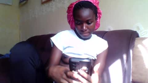 sweetgurl05 online show from 13, 7, 2026