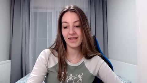 Snapshot of sweetheart_77 chatting on 20, 1, 2025 Emma online show from 20, 1, 2025