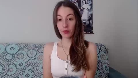 Emma  online show from 19, 10, 2025