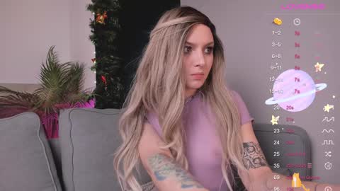 Snapshot of sweetheart_flower chatting on 16, 12, 2024 Kira online show from 16, 12, 2024