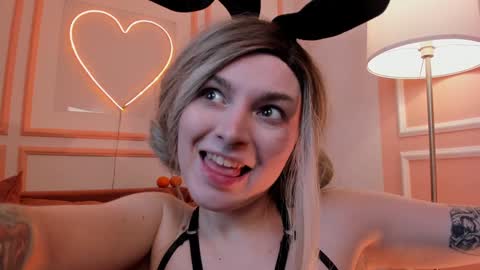 Snapshot of sweetheart_flower chatting on 30, 12, 2024 Kira online show from 30, 12, 2024