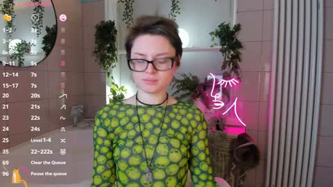 Snapshot of sweetheart_flower chatting on 31, 1, 2025 Kira online show from 31, 1, 2025