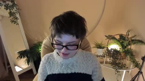 Snapshot of sweetheart_flower chatting on 21, 2, 2025 Kira online show from 21, 2, 2025