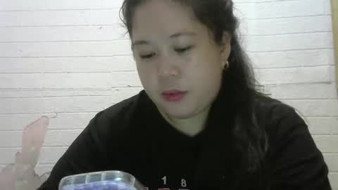 Snapshot of sweethot_asian chatting on 11, 9, 2025 sweethot_asian online show from 11, 9, 2025