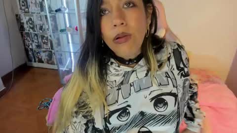                  online show from 21, 11, 2025