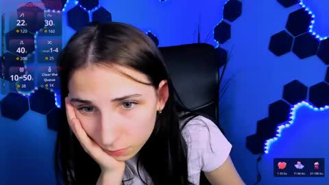 Snapshot of sweetie_chloe_ chatting on 11, 5, 2026 Chloe online show from 11, 5, 2026