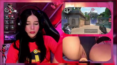 Snapshot of sweetie_cloe chatting on 2, 10, 2025 sweetie_cloe online show from 2, 10, 2025