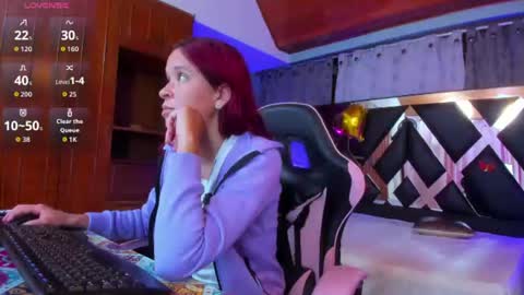 Snapshot of sweetie_foxx1 chatting on 25, 6, 2026 FOXXY online show from 25, 6, 2026