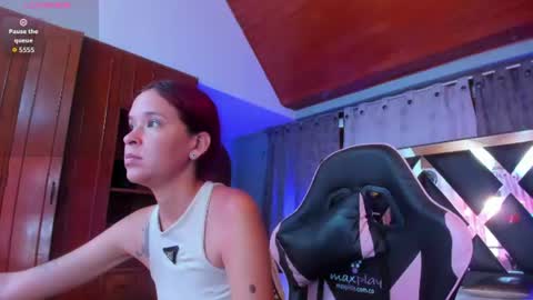 Snapshot of sweetie_foxx1 chatting on 27, 6, 2026 FOXXY online show from 27, 6, 2026