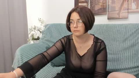 ROZZY online show from 17, 5, 2026