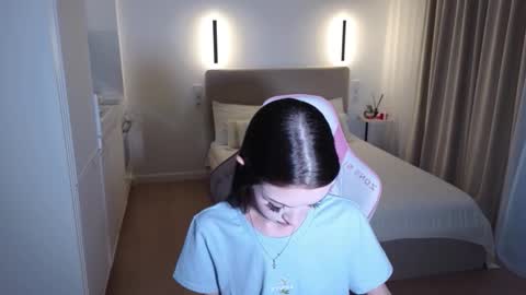 bratty gf online show from 12, 1, 2026