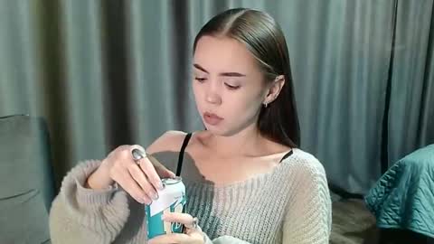 Snapshot of sweetieee_kira chatting on 23, 11, 2025 sweetieee_kira online show from 23, 11, 2025