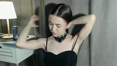 Snapshot of sweetieee_kira chatting on 13, 12, 2025 sweetieee_kira online show from 13, 12, 2025