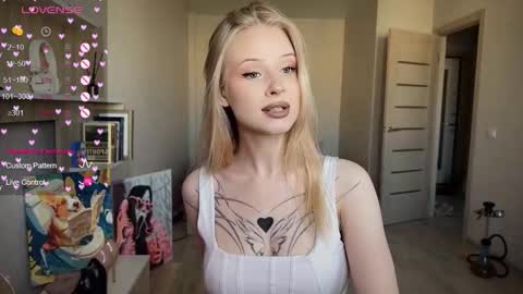 sweetie Lisa3 online show from 19, 9, 2025
