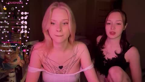 Snapshot of sweetieseva chatting on 19, 9, 2025 Eva and Lisa online show from 19, 9, 2025