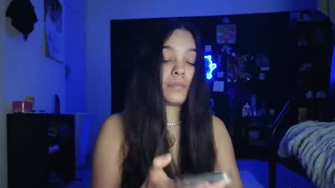 Snapshot of sweetieslikebutter chatting on 26, 6, 2026 Blu Sweets online show from 26, 6, 2026