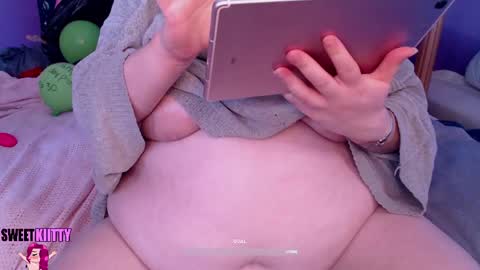 Snapshot of sweetkiitty3 chatting on 7, 4, 2026 Jazzy online show from 7, 4, 2026