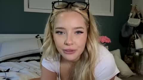 Dolly online show from 3, 4, 2026