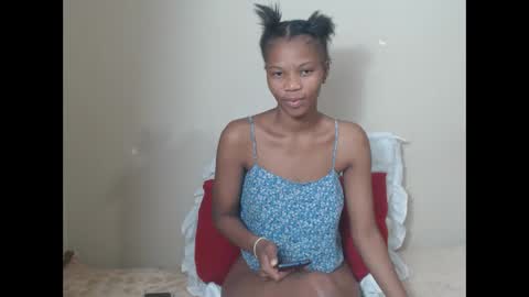 sweetlipss_ online show from 19, 9, 2025