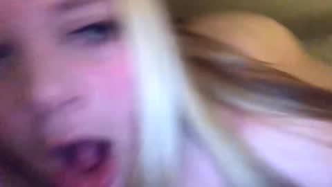 Lisa  online show from 25, 12, 2024