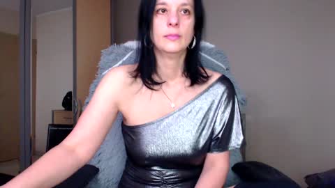 Snapshot of sweetlonglips_ chatting on 11, 1, 2025 JenJenny online show from 11, 1, 2025
