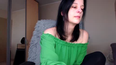 Snapshot of sweetlonglips_ chatting on 8, 2, 2025 JenJenny online show from 8, 2, 2025