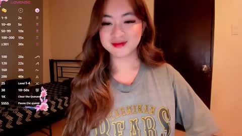 Snapshot of sweetlovepinay04 chatting on 13, 5, 2026 Zoe online show from 13, 5, 2026