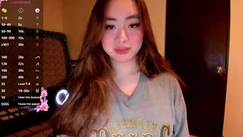 Snapshot of sweetlovepinay04 chatting on 23, 5, 2026 Zoe online show from 23, 5, 2026
