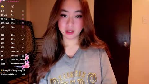 Snapshot of sweetlovepinay04 chatting on 5, 6, 2026 Zoe online show from 5, 6, 2026