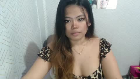 NICOLE online show from 25, 7, 2026