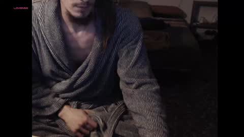 Snapshot of sweetlululove chatting on 8, 12, 2024 akiles online show from 8, 12, 2024