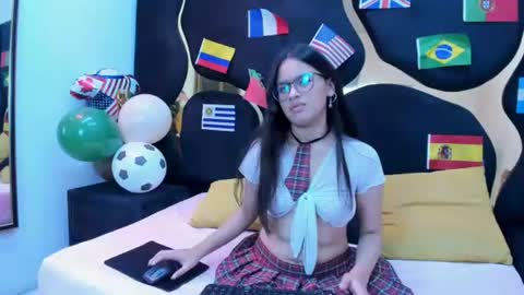 Snapshot of sweetluna2 chatting on 14, 6, 2026 sweetluna2 online show from 14, 6, 2026