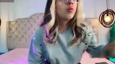Snapshot of sweetlyundone chatting on 10, 6, 2026 sweetlyundone online show from 10, 6, 2026