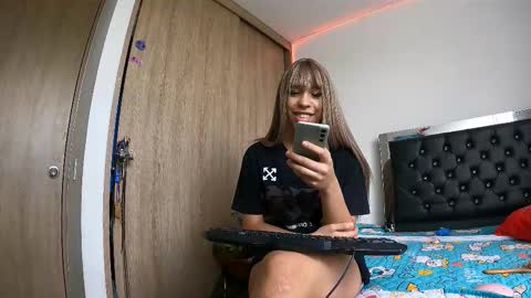 Snapshot of sweetmagic6 chatting on 30, 11, 2025 sweetmagic6 online show from 30, 11, 2025