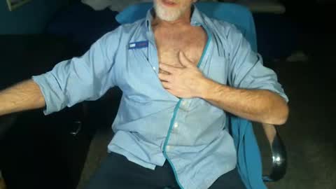 Snapshot of sweetman4a chatting on 26, 10, 2025 Michael online show from 26, 10, 2025