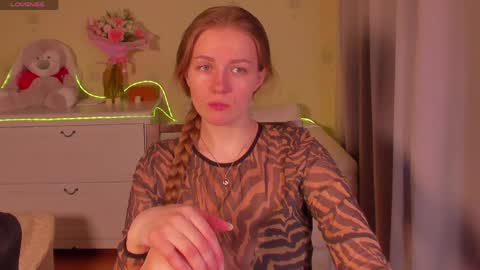 Swetmilkis online show from 8, 4, 2026