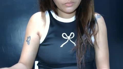 Snapshot of sweetnabi101 chatting on 12, 10, 2025 sweetnabi101 online show from 12, 10, 2025