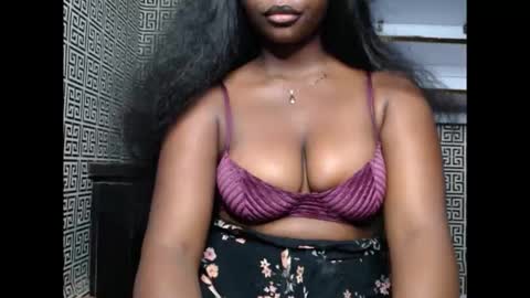 sweetnectarx online show from 21, 10, 2025