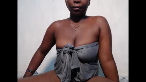 Snapshot of sweetnectarx chatting on 4, 12, 2025 sweetnectarx online show from 4, 12, 2025