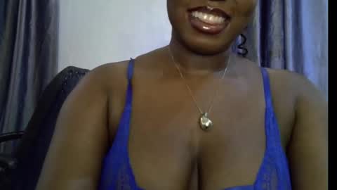 Snapshot of sweetpetitgirl chatting on 8, 2, 2026 LILY BRANDY online show from 8, 2, 2026