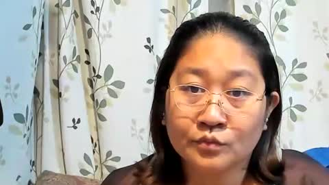 Snapshot of sweetpilipina88 chatting on 3, 12, 2025 MIA online show from 3, 12, 2025