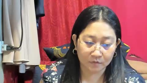 Snapshot of sweetpilipina88 chatting on 15, 5, 2026 MIA online show from 15, 5, 2026