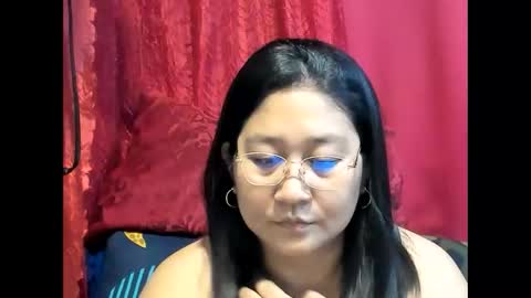 Snapshot of sweetpilipina88 chatting on 17, 5, 2026 MIA online show from 17, 5, 2026