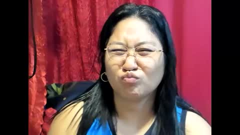 Snapshot of sweetpilipina88 chatting on 22, 5, 2026 MIA online show from 22, 5, 2026