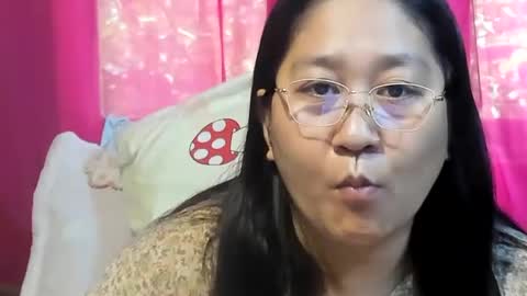Snapshot of sweetpilipina88 chatting on 29, 7, 2026 MIA online show from 29, 7, 2026
